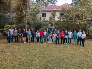 Integrantes del club durante elección de los nuevos coordinadores.
