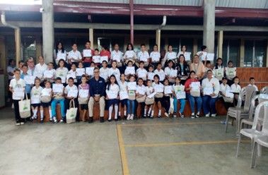 Primer concurso escolar de dibujo “Aves de Omoa 2025”